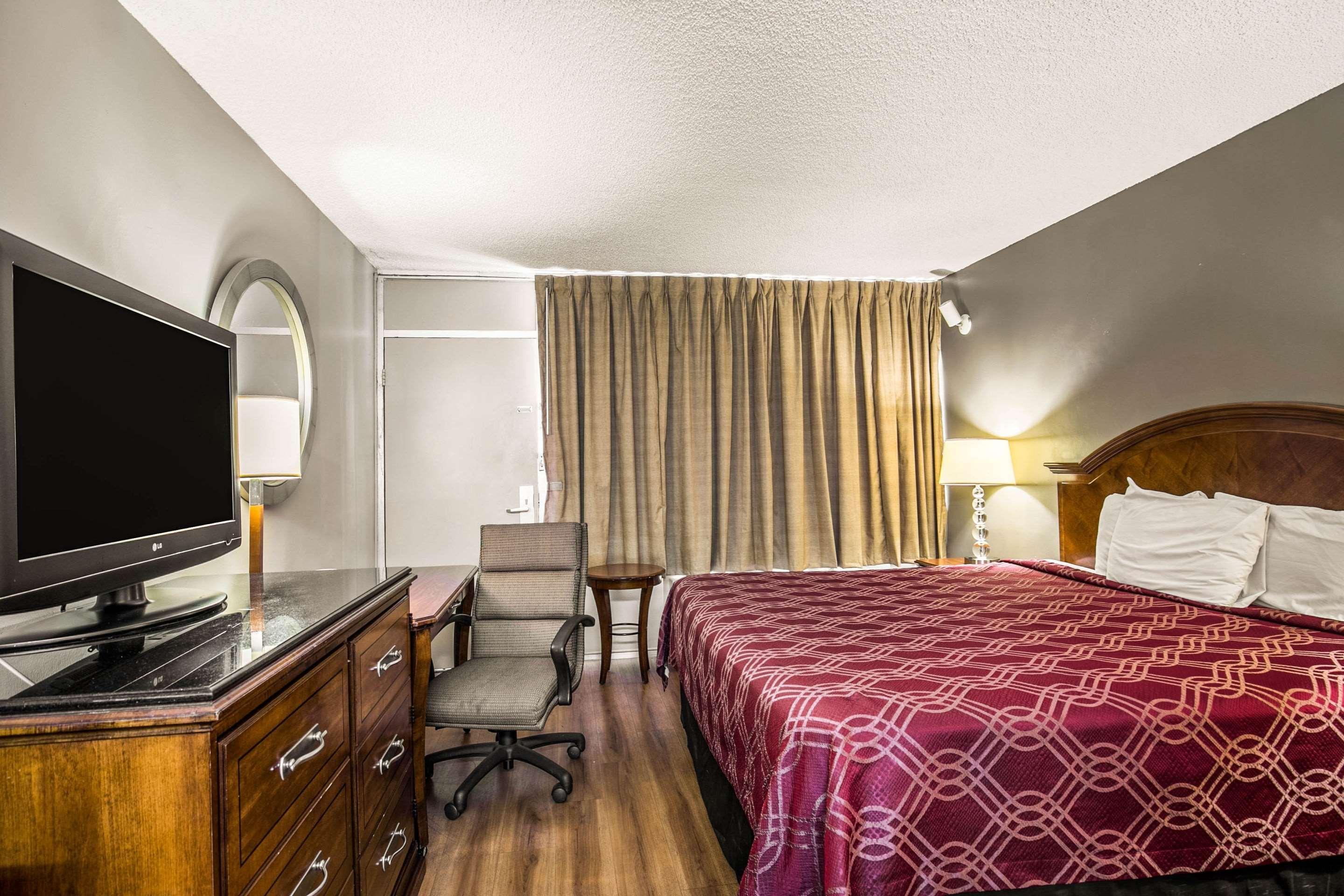 Econo Lodge North Tallahassee Ngoại thất bức ảnh