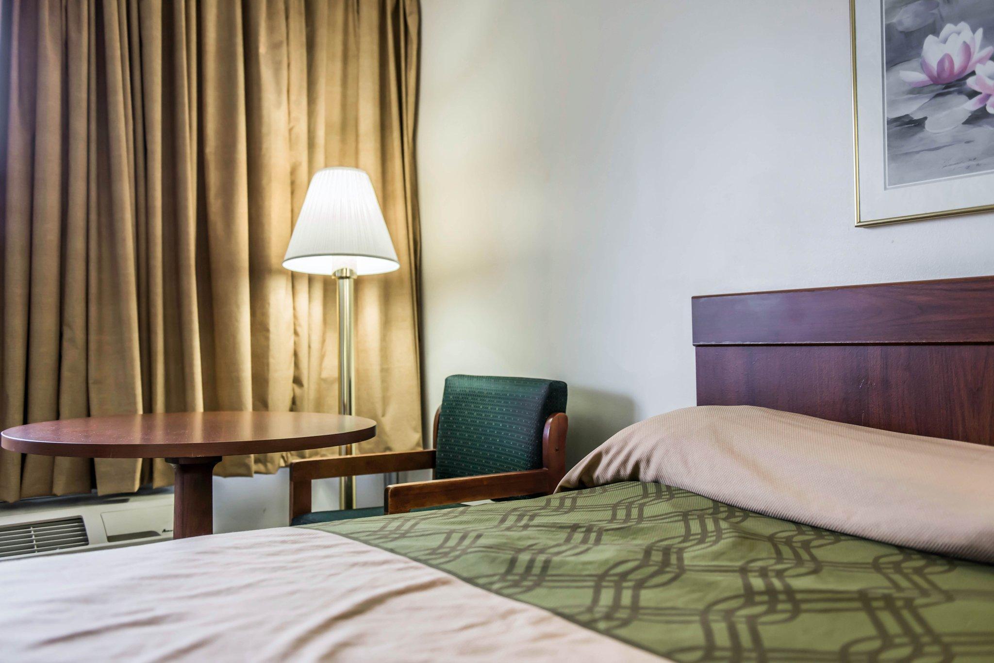 Econo Lodge North Tallahassee Ngoại thất bức ảnh