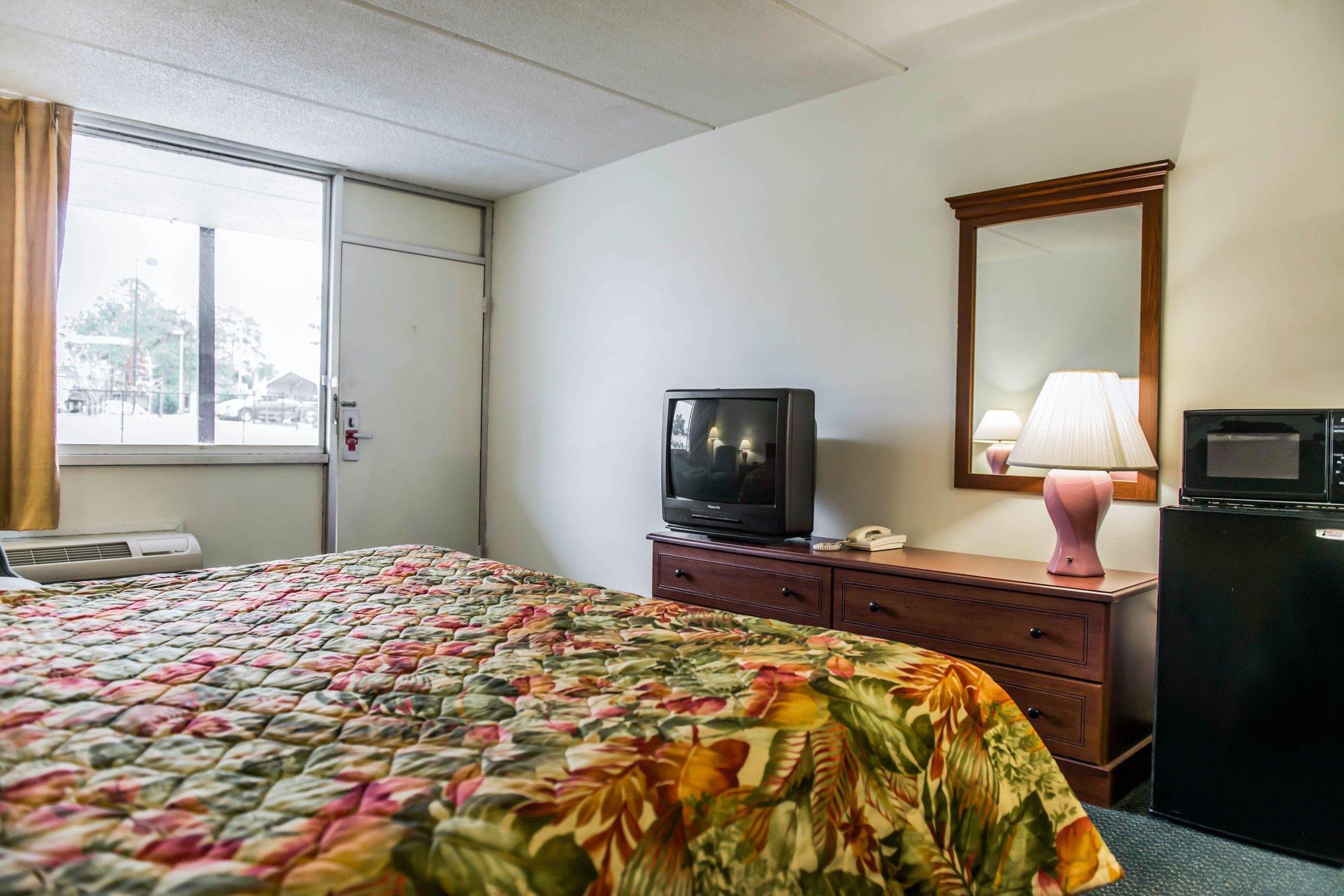 Econo Lodge North Tallahassee Ngoại thất bức ảnh